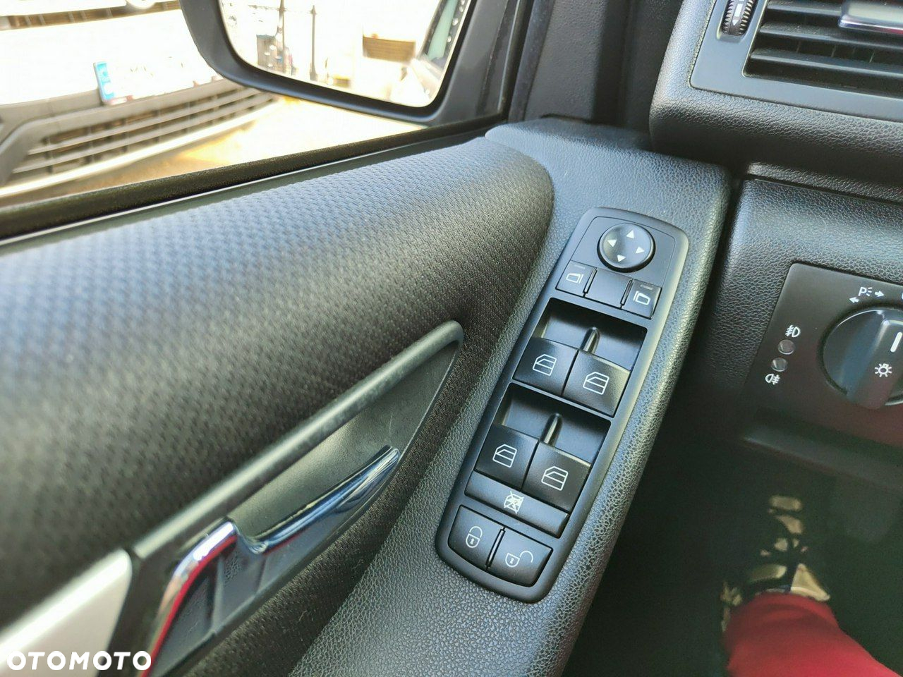 Mercedes-Benz Klasa A 170 Avantgarde - 11