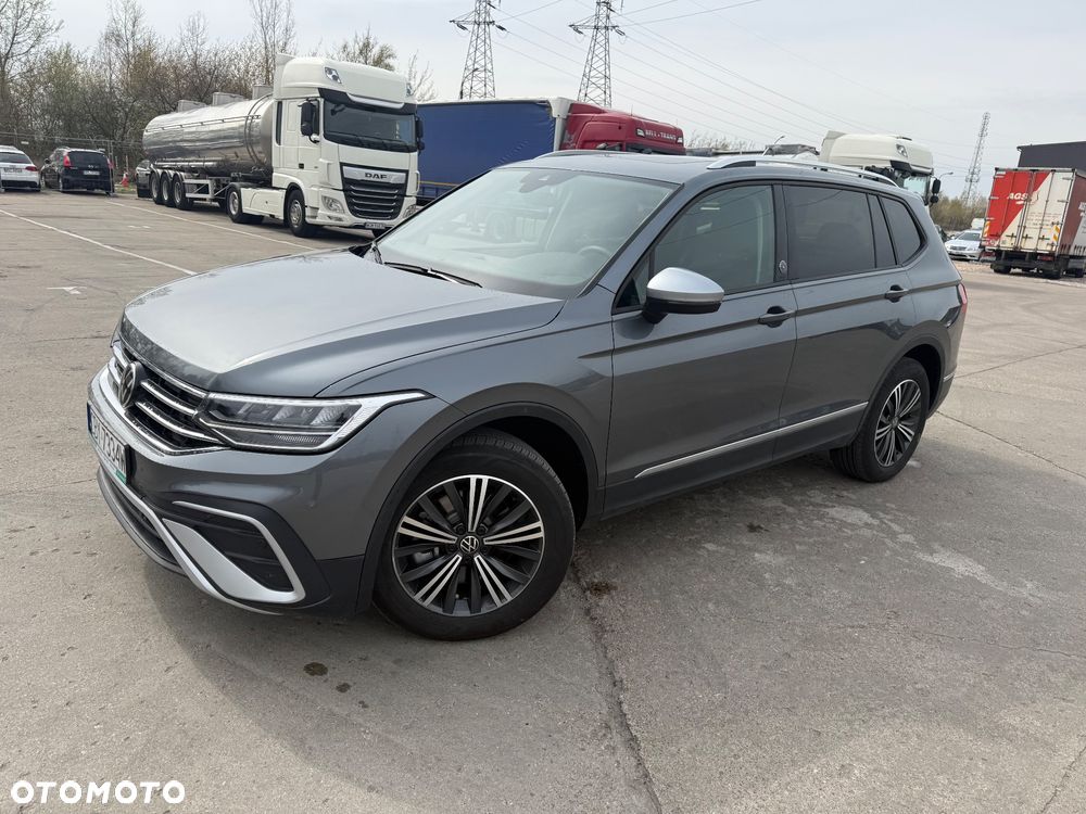 Volkswagen Tiguan Allspace 2.0 TSI 4Mot Life DSG - 9