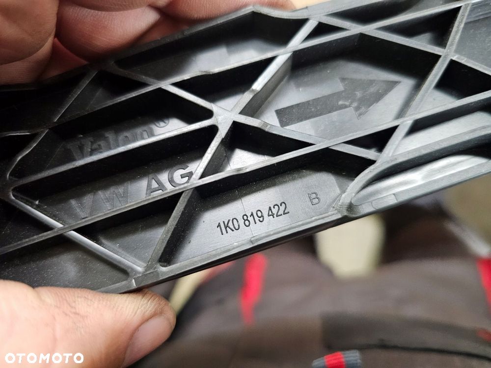 Zaślepka filtra kabinowego 1K0819422 VW Audi Skoda - 2