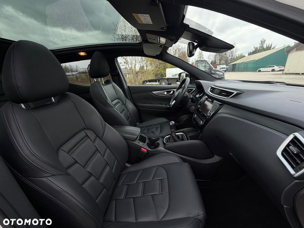 Nissan Qashqai 1.5 dCi Tekna+ - 24