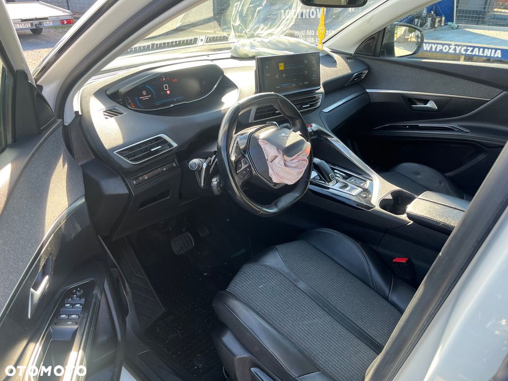 Peugeot 3008 - 5