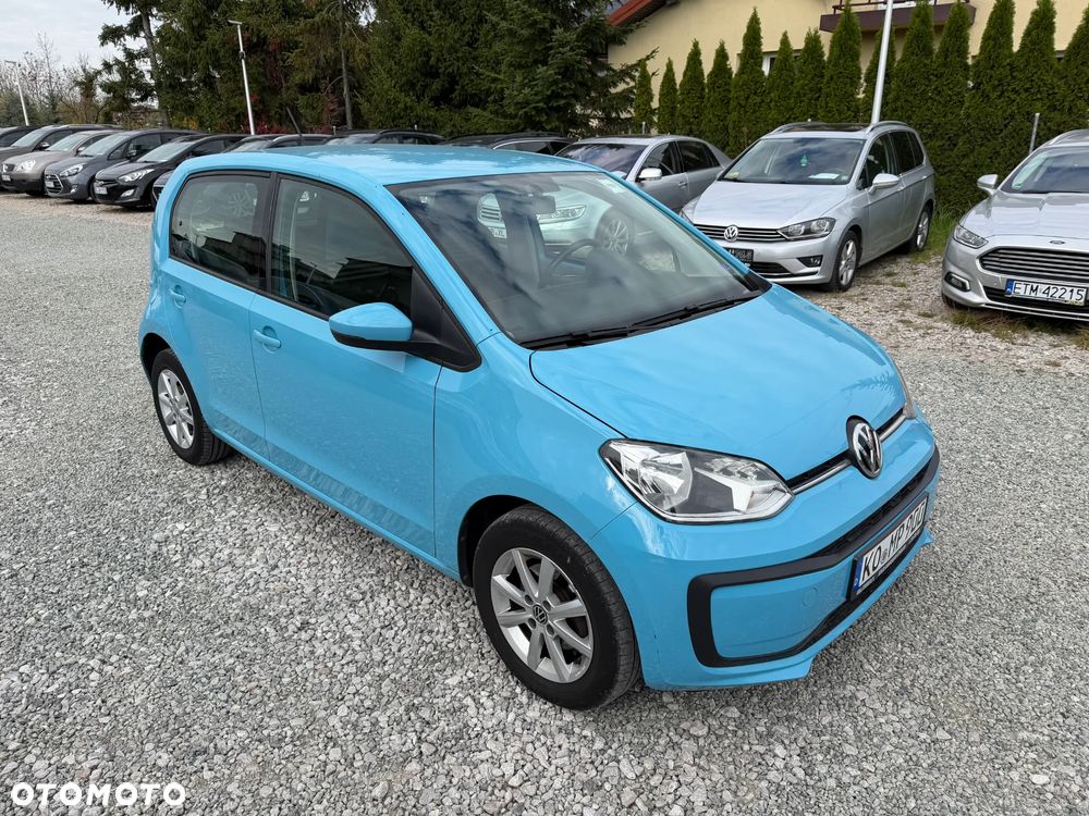 Volkswagen up! move - 17