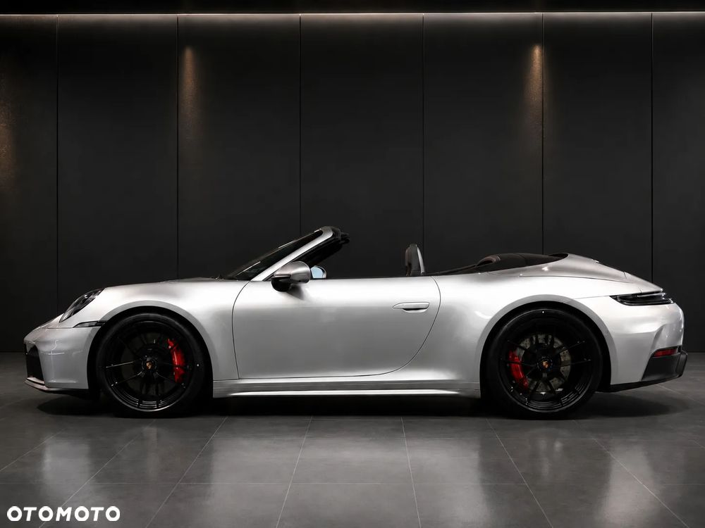 Porsche 911 Carrera T-Hybrid GTS - 2