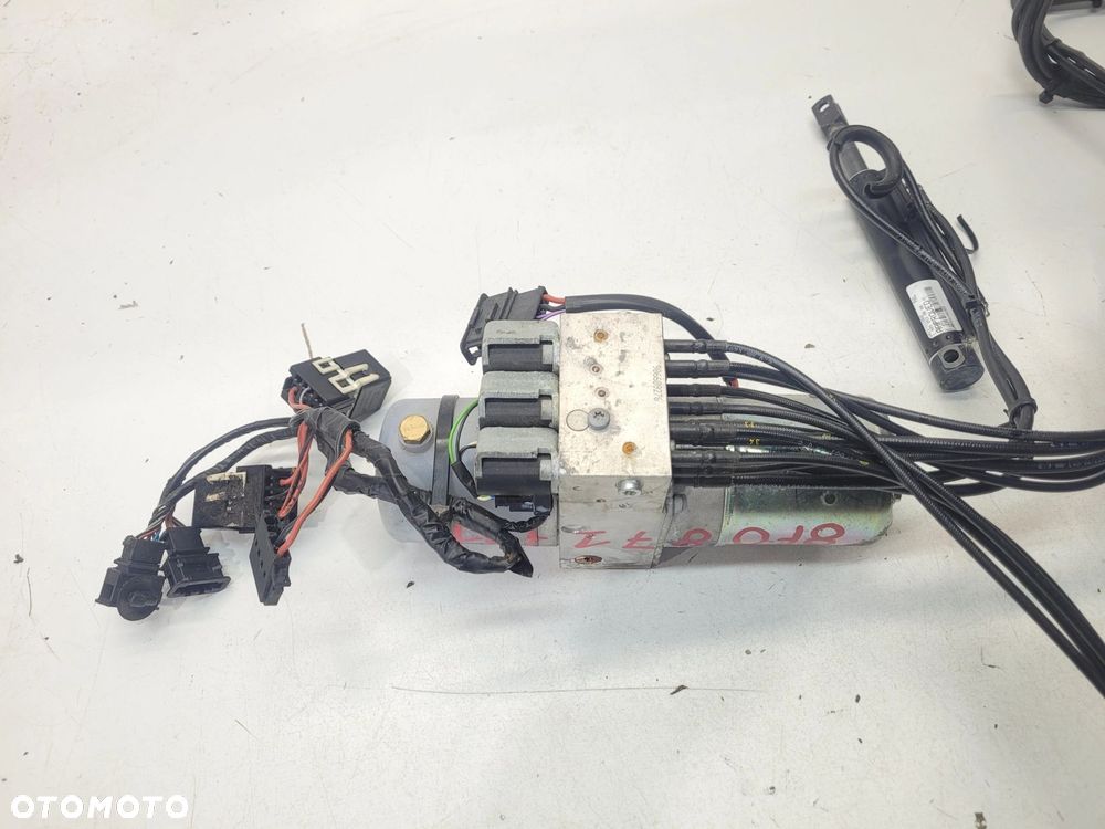 POMPA POMPKA DACHU AUDI A5 8F 8T CABRIO 8F0871791 KOMPLET - 8