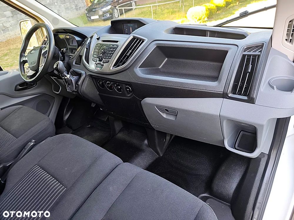 Ford Transit - 20