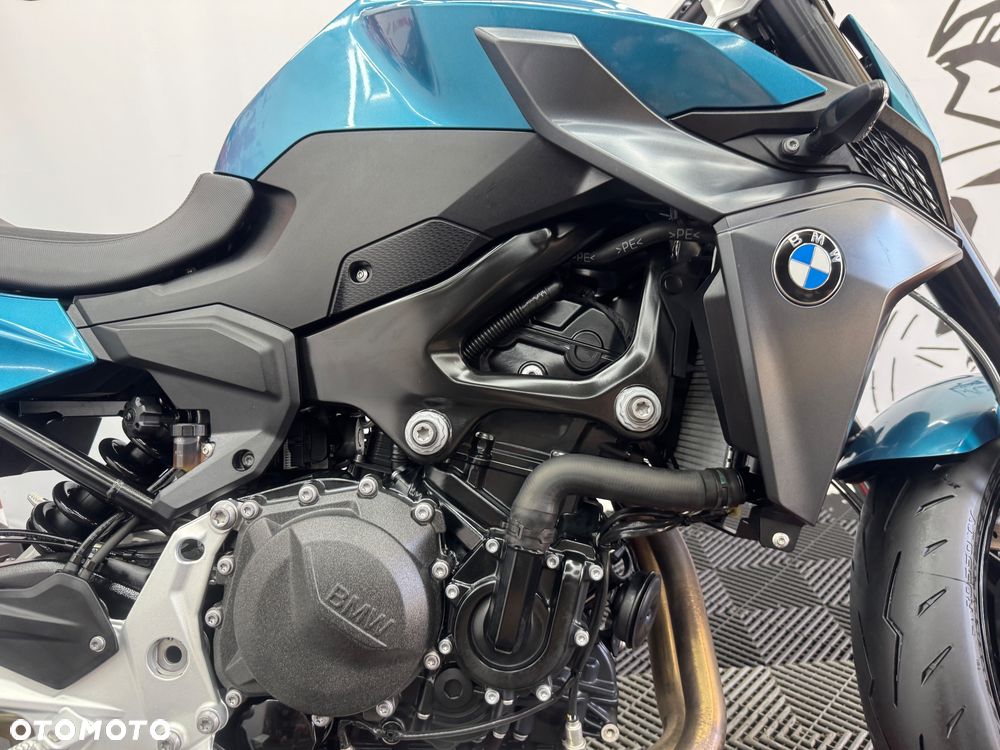 BMW F - 34