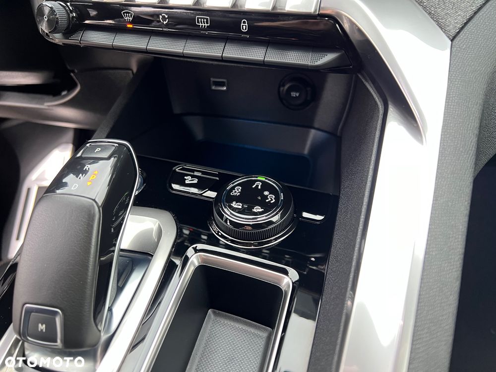 Peugeot 3008 PureTech 180 Stop & Start GPF EAT8 GT - 31