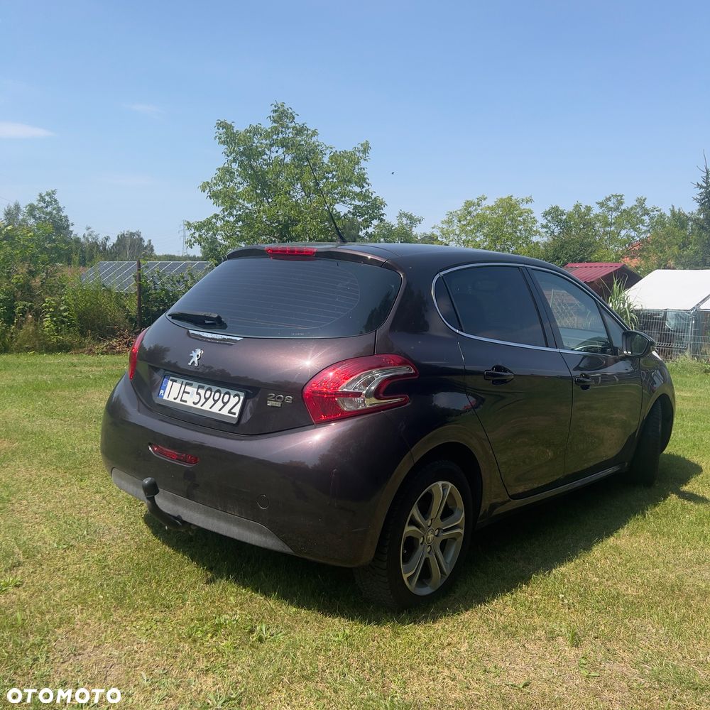 Peugeot 208 1.6 e-HDi Allure STT - 7