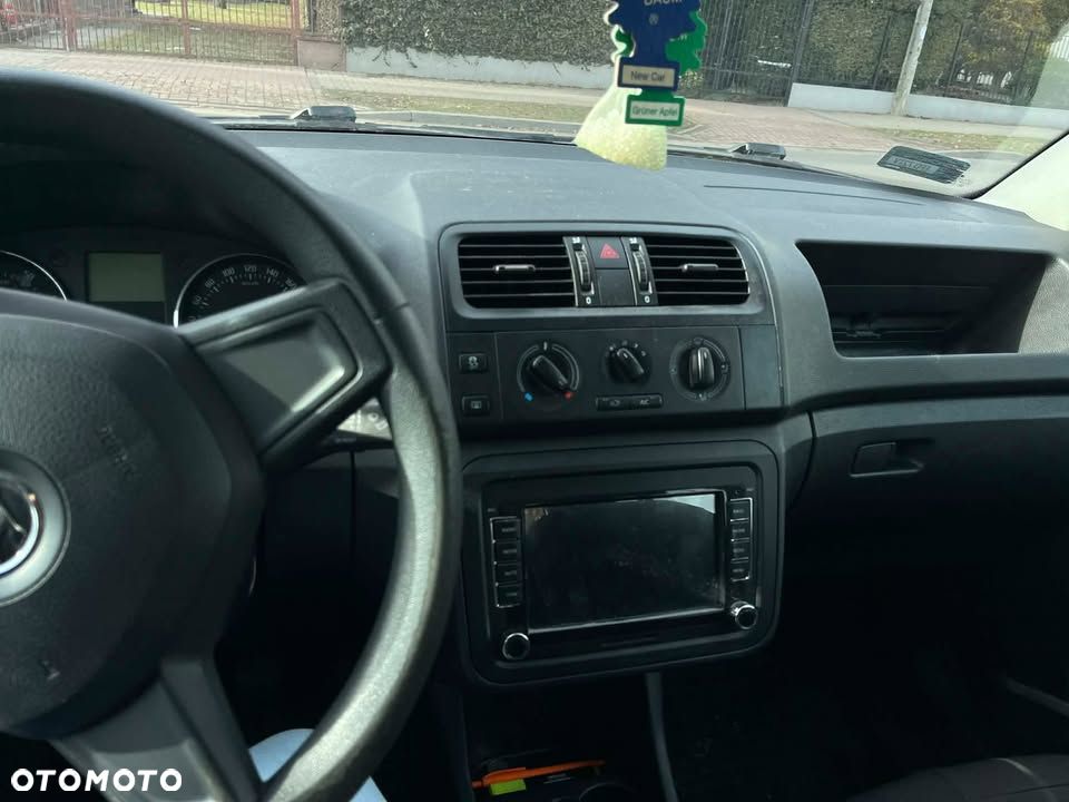 Skoda Fabia 1.4 16V Active Plus - 4