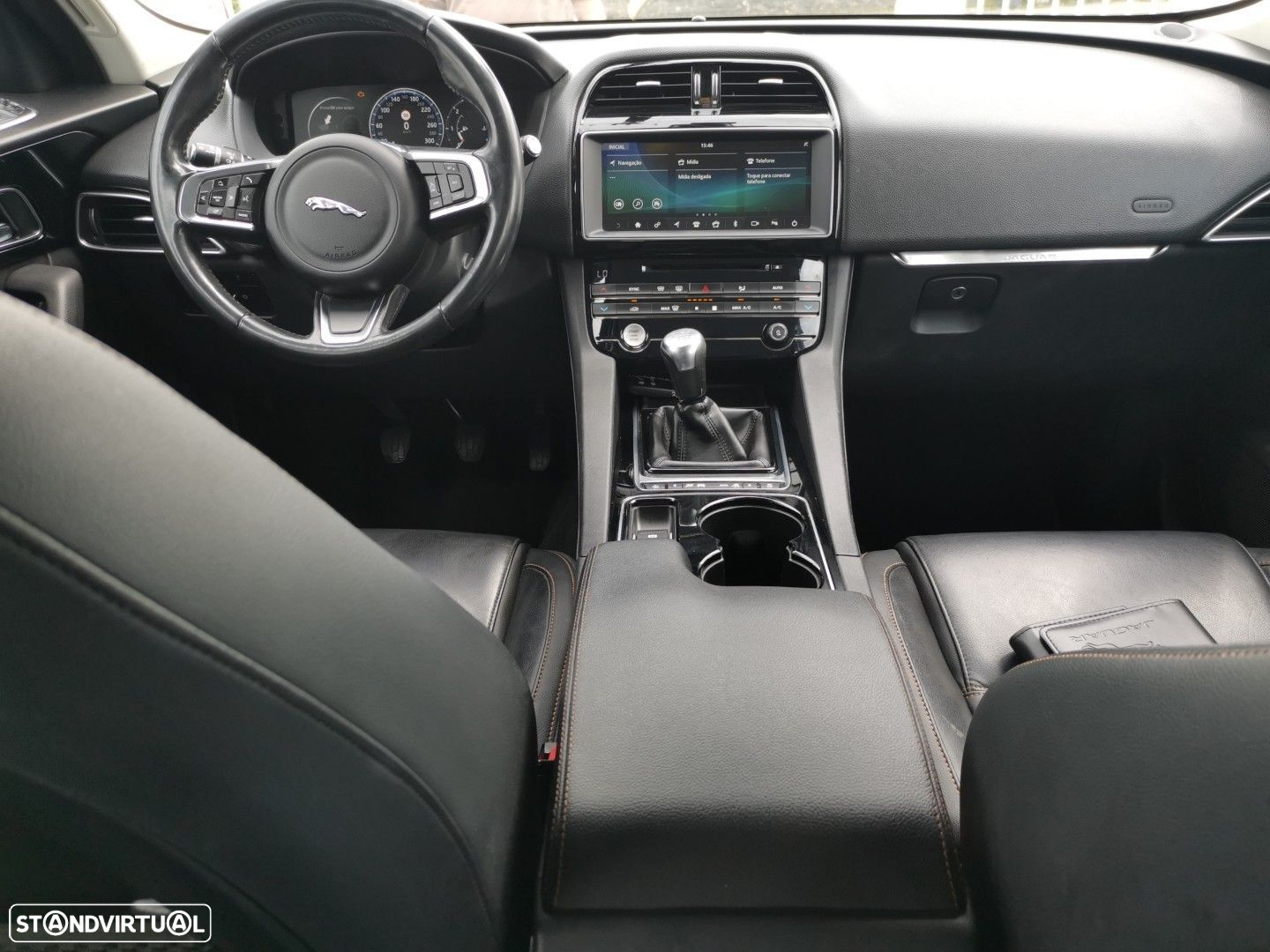 Jaguar F-Pace 2.0 i4D Portfolio - 17