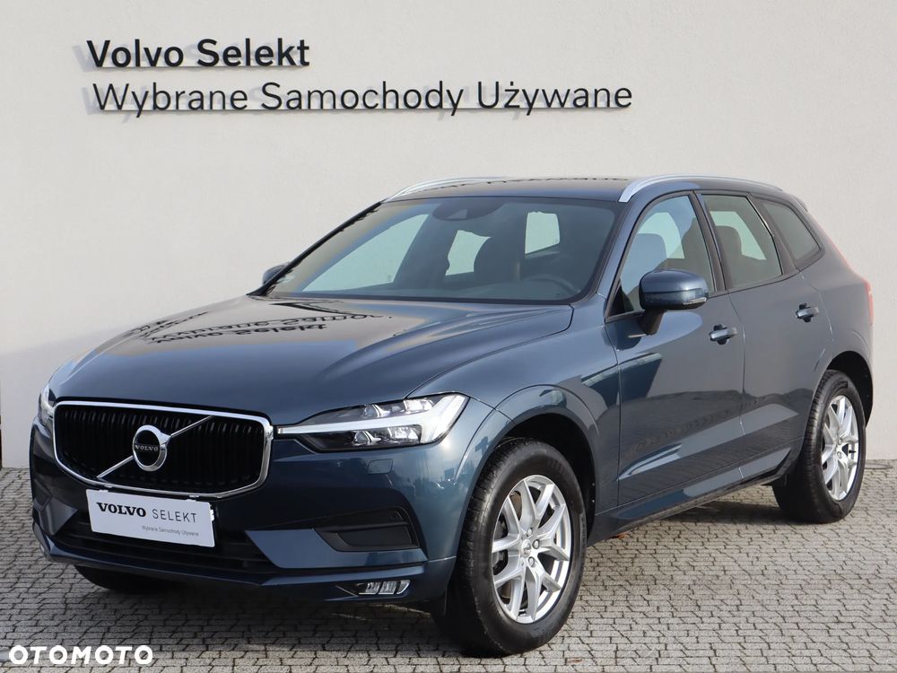 Volvo XC 60 B4 D AWD Momentum - 2