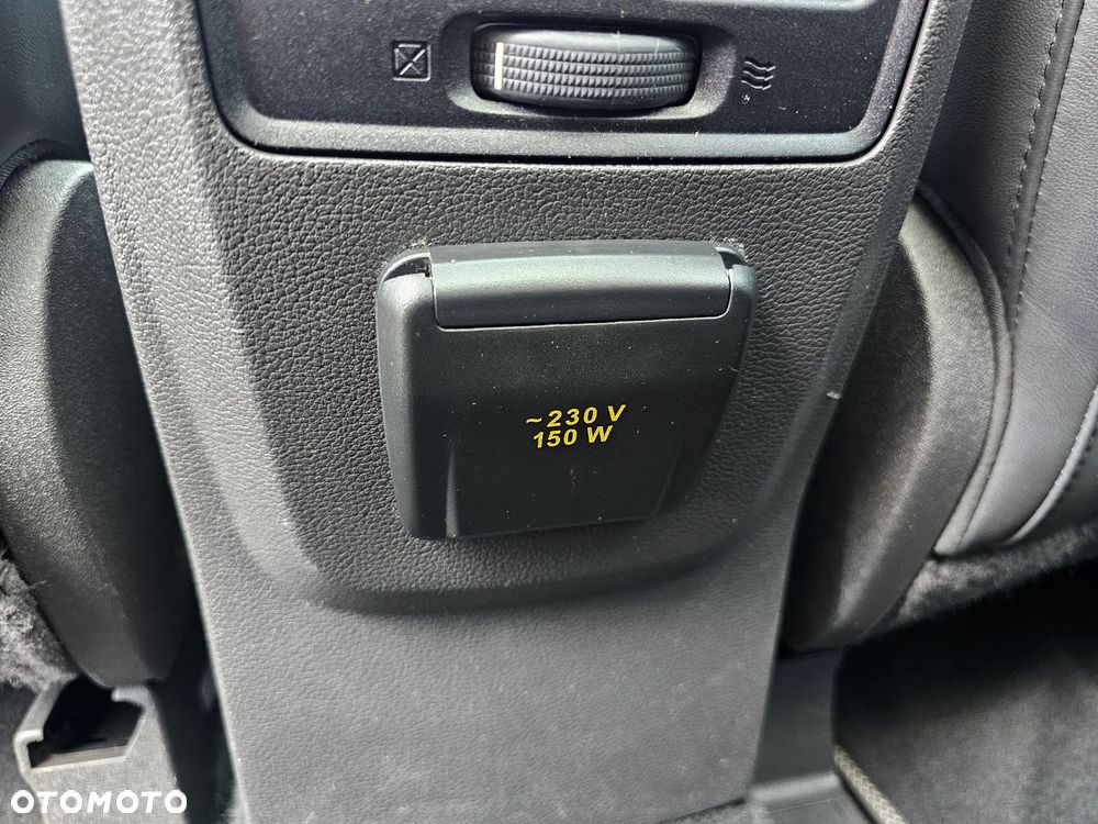 Ford Kuga 2.0 TDCi 4x4 Vignale - 30