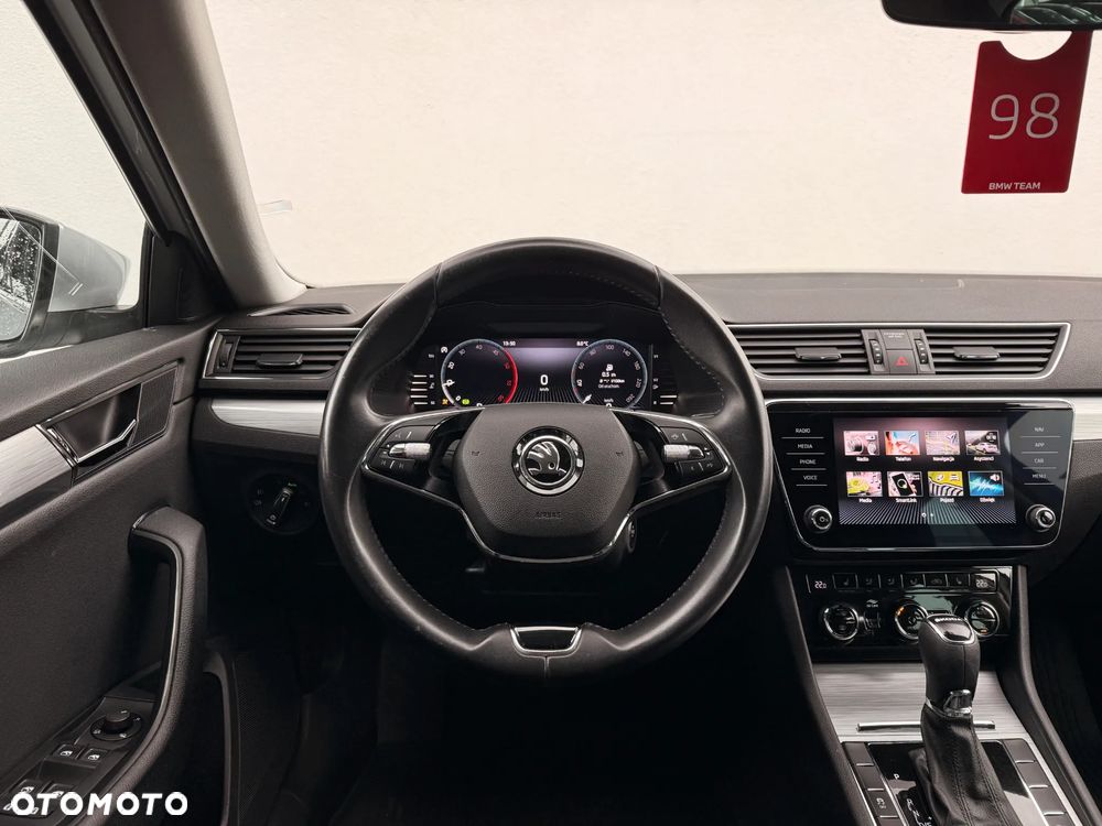 Skoda Superb 2.0 TDI SCR Ambition DSG - 31