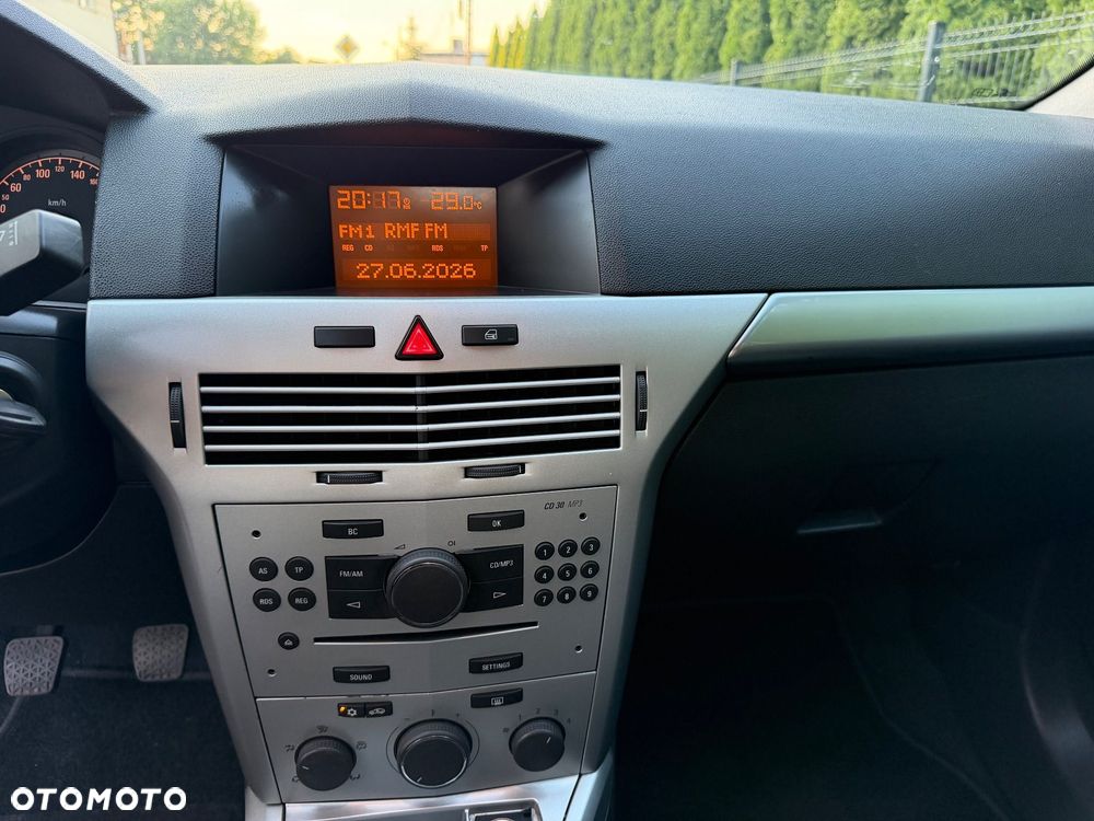 Opel Astra 1.6 Exklusiv - 19