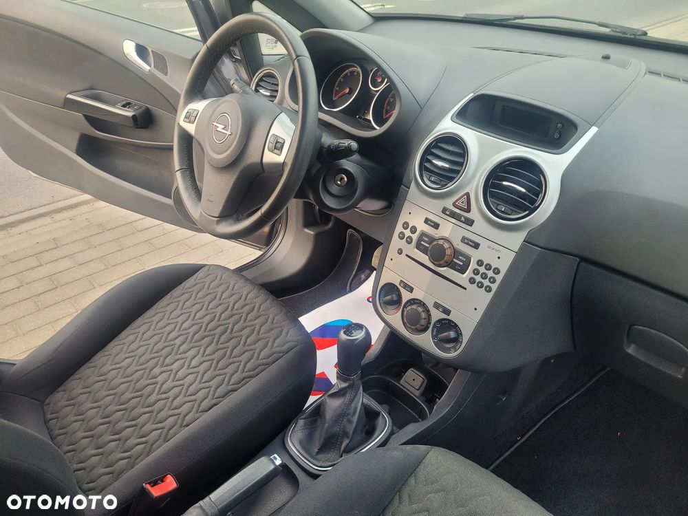 Opel Corsa 1.4 16V Active - 23