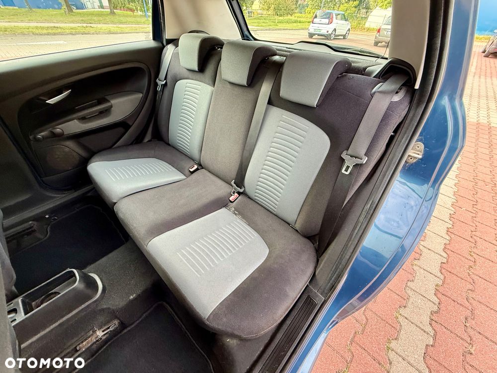 Fiat Grande Punto 1.4 8V Dualogic Dynamic - 17