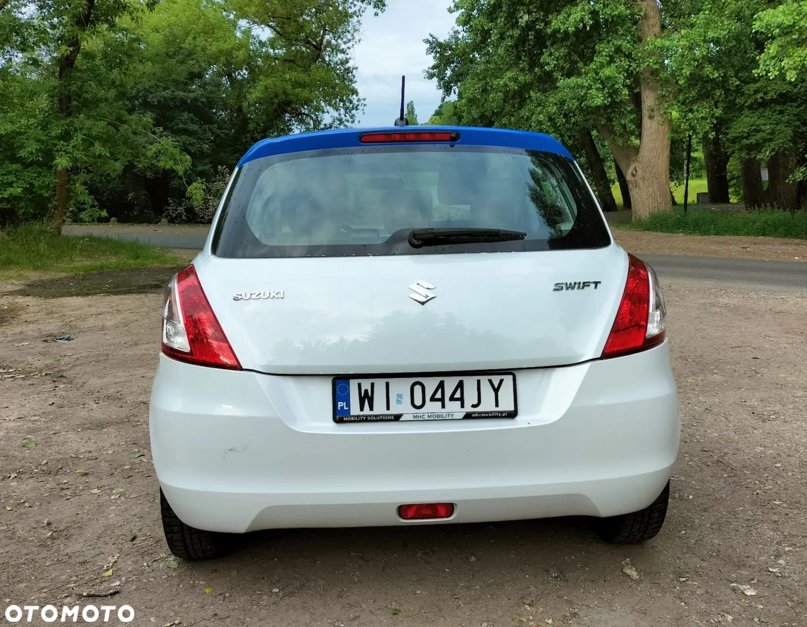 Suzuki Swift 1.3 DDiS Club - 4