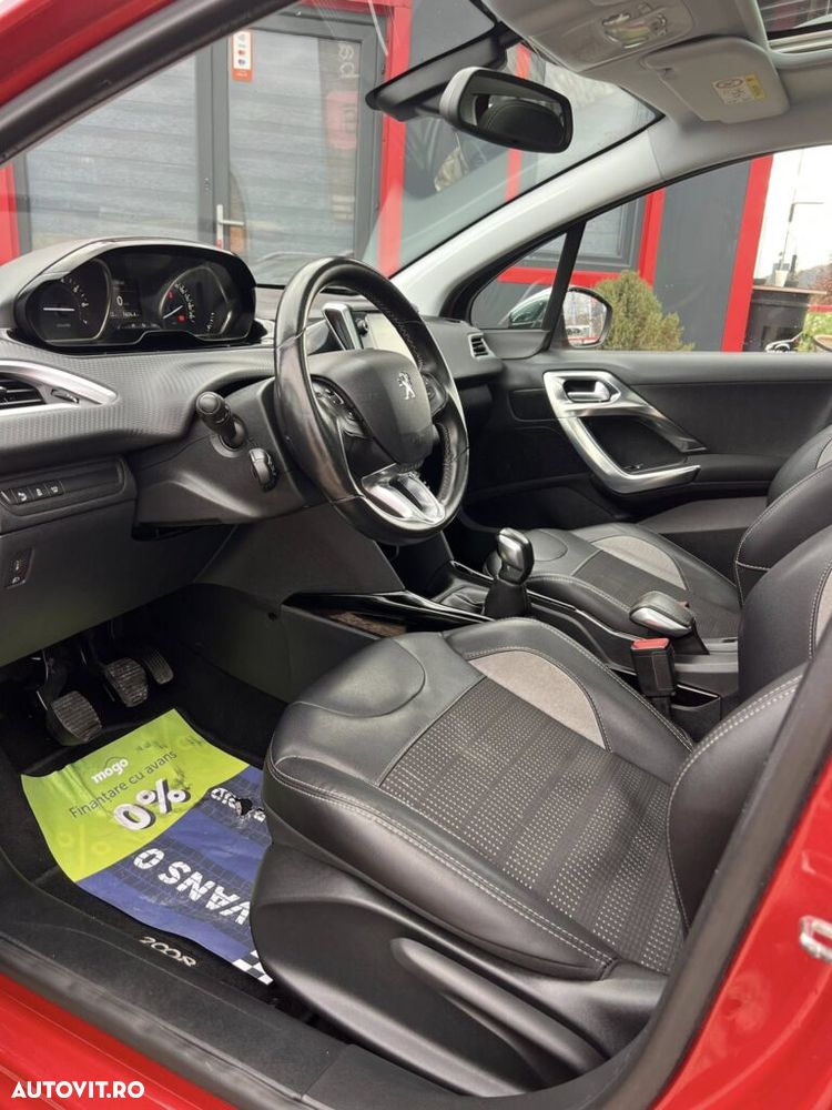 Peugeot 2008 PureTech 110 Stop&Start Business-Line - 10