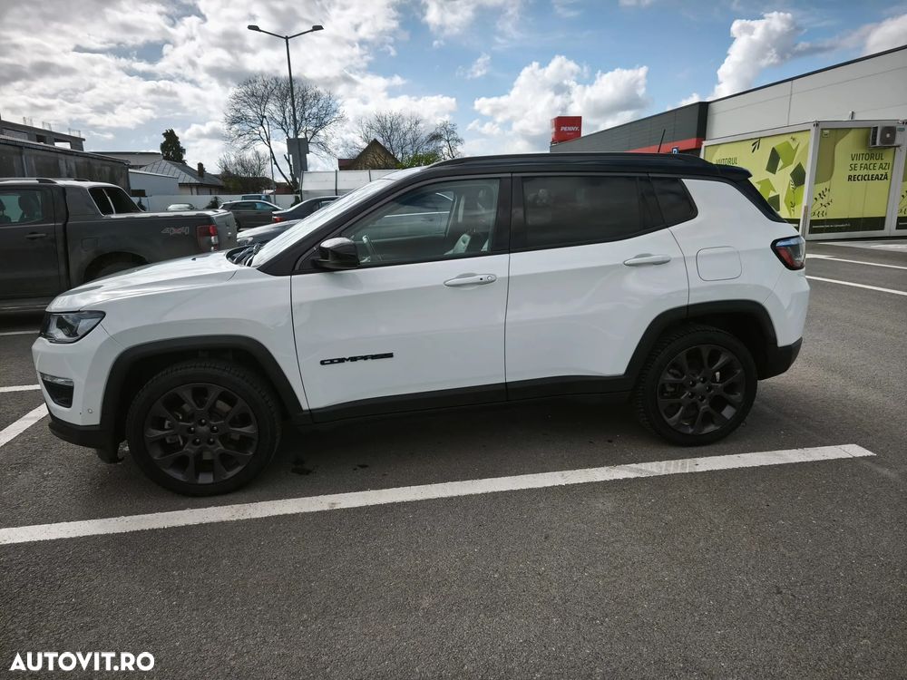 Jeep Compass - 4