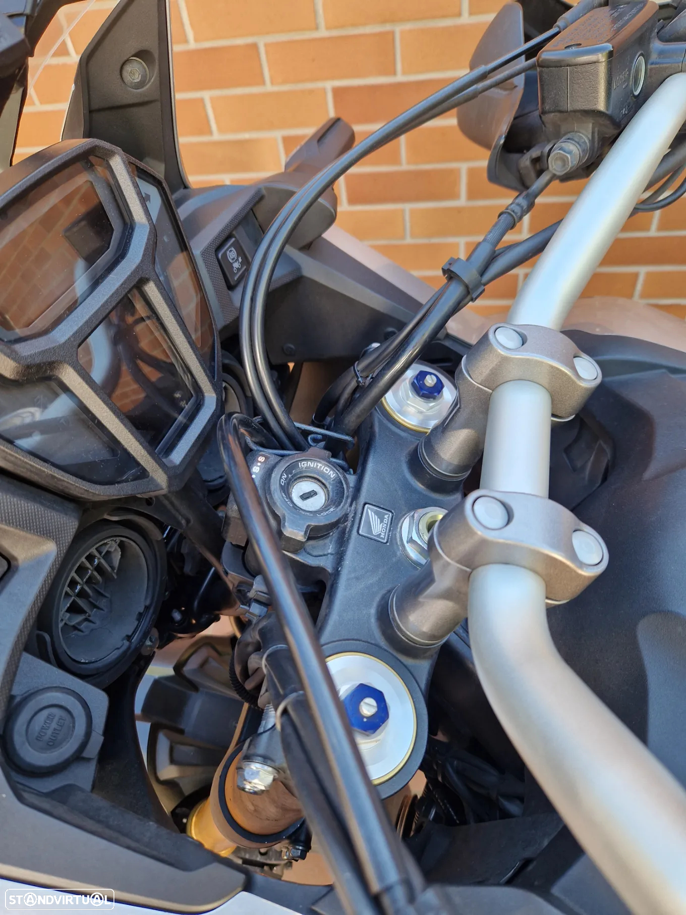Honda Africa Twin SD04 - 33