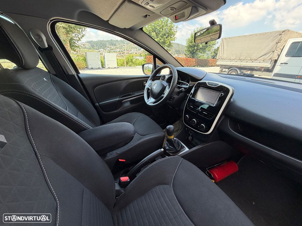 Renault Clio Sport Tourer (Energy) dCi 90 Start & Stop LIMITED - 12