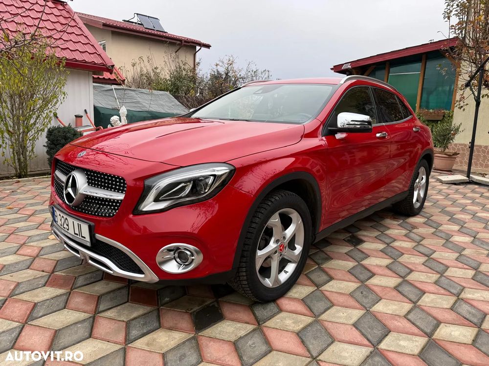 Mercedes-Benz GLA 180 - 2