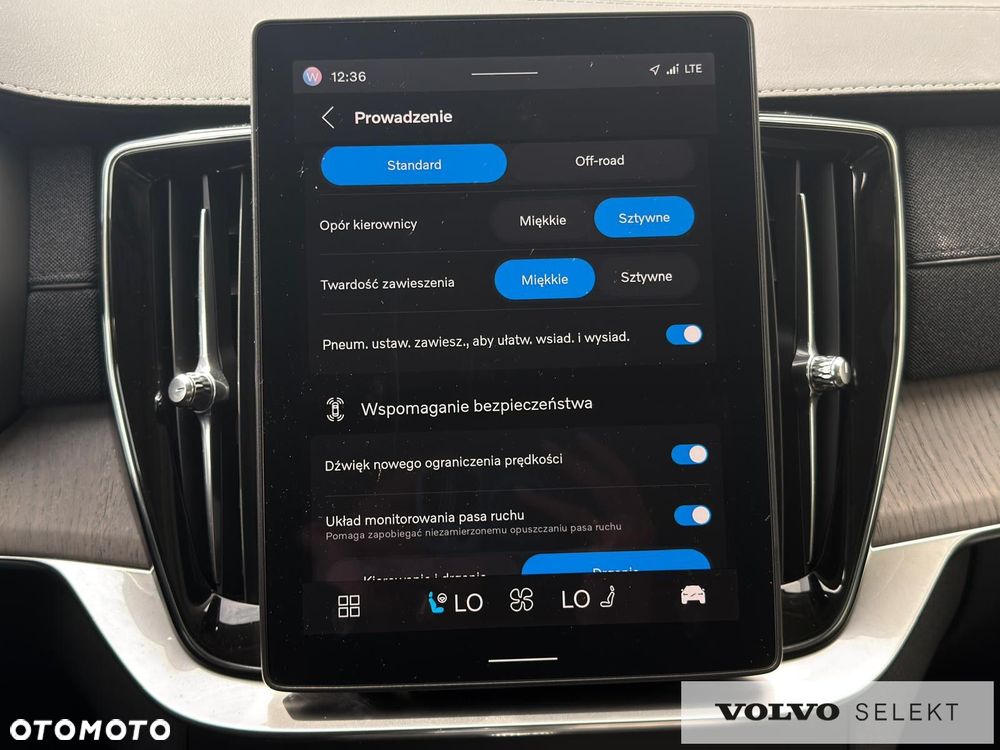 Volvo XC 90 - 26