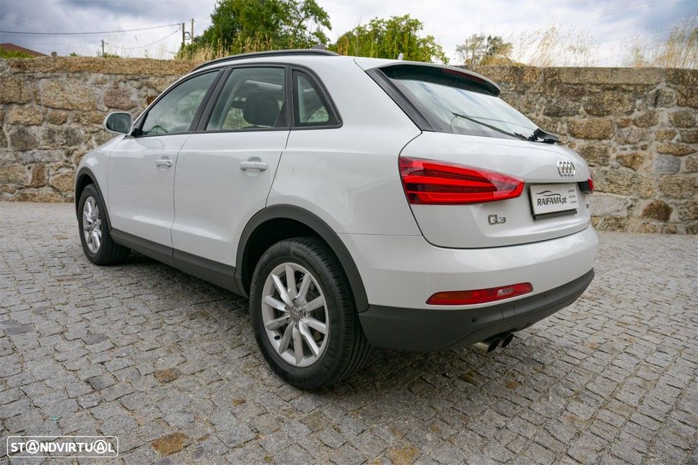 Audi Q3 2.0 TDI Attraction - 9