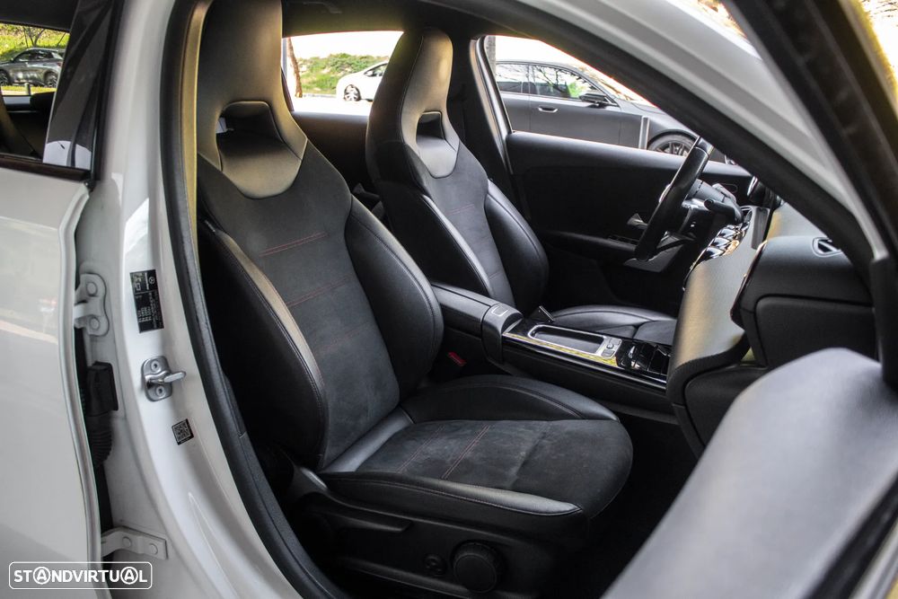 Mercedes-Benz A 200 AMG Line Aut. - 24