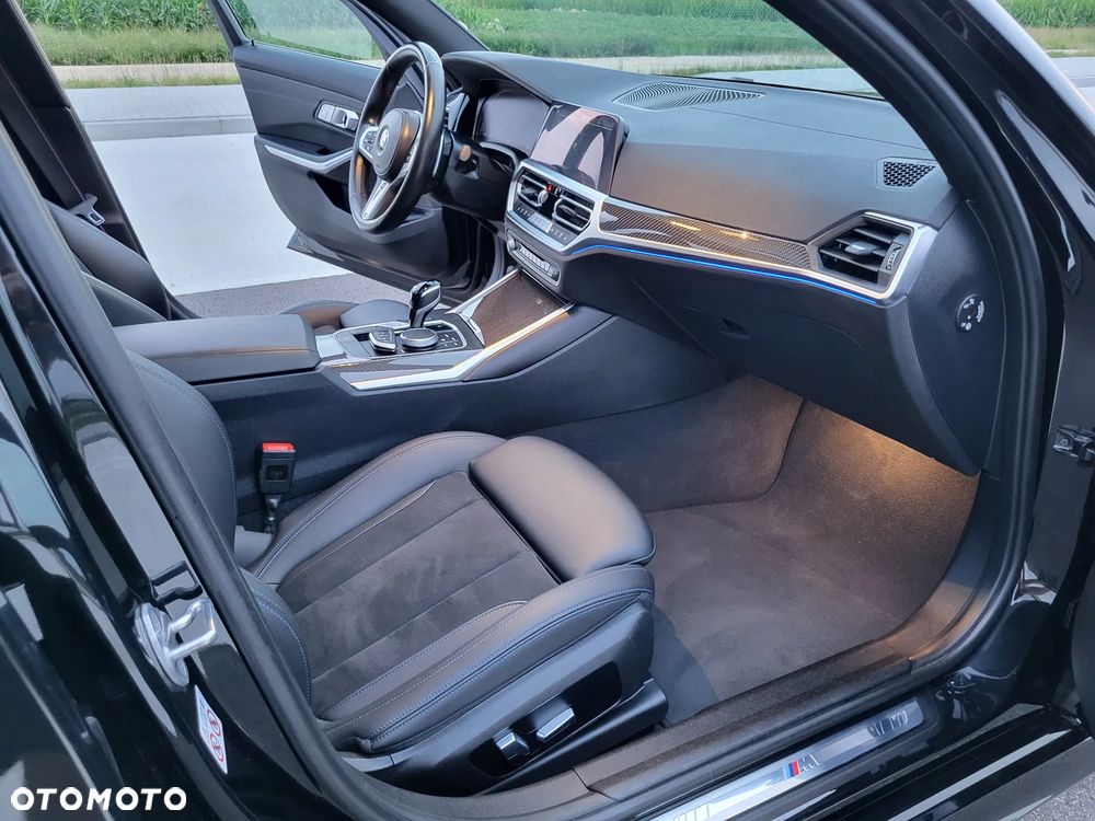 BMW Seria 3 320d Touring xDrive M Sport - 19