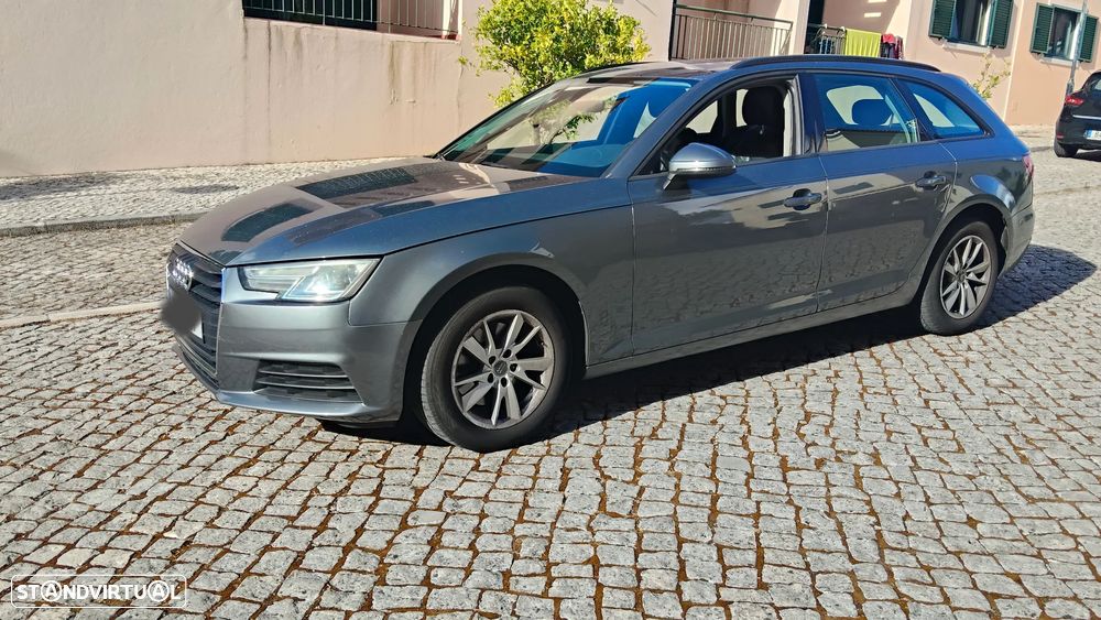 Audi A4 Avant 2.0 TDI Advance - 13