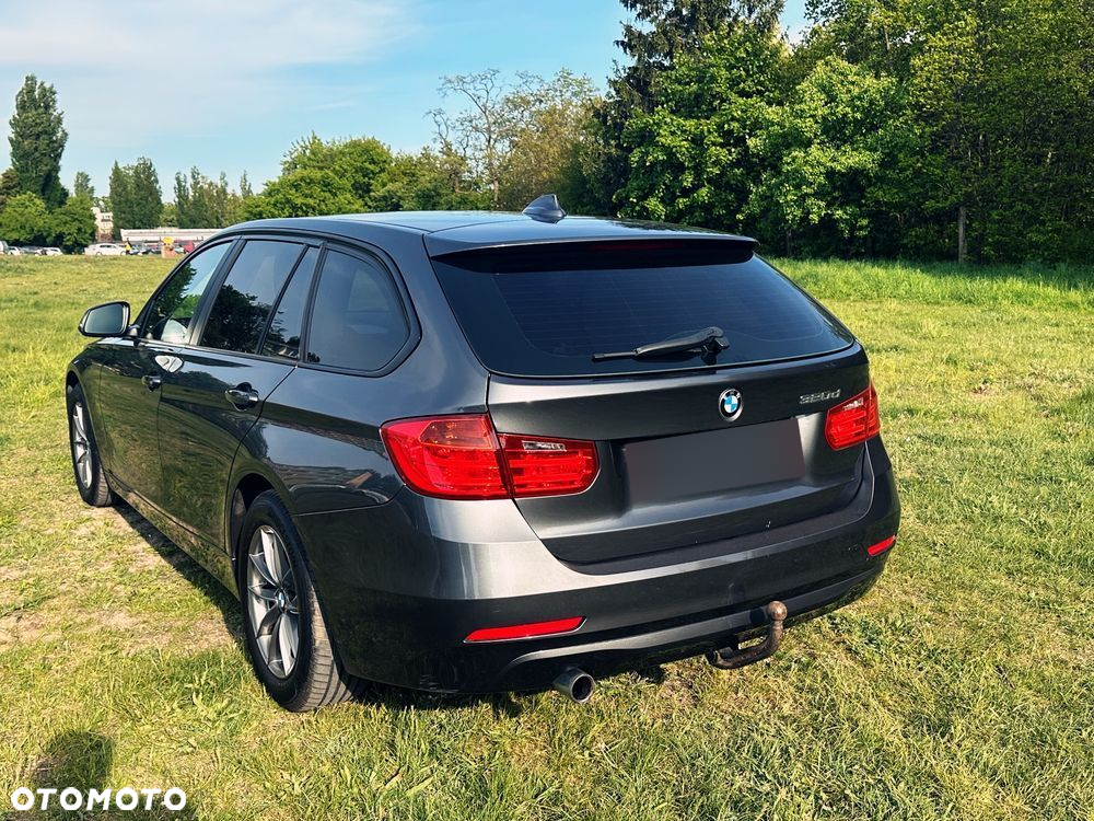 BMW Seria 3 320d - 17