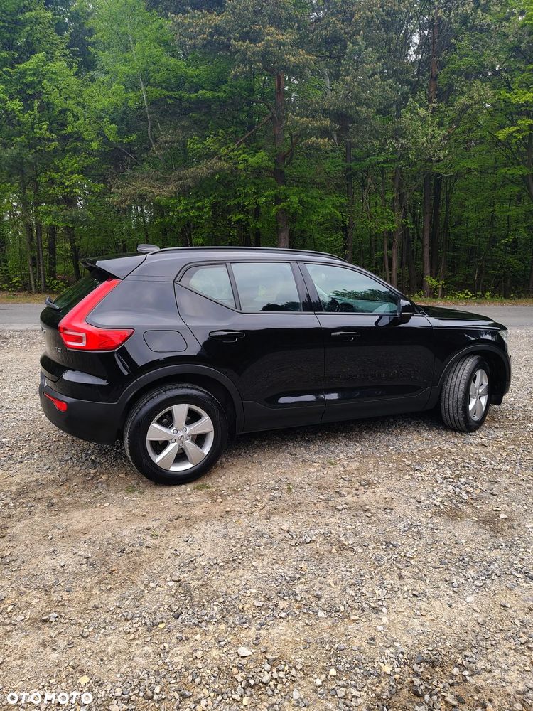 Volvo XC 40 T2 Momentum - 4