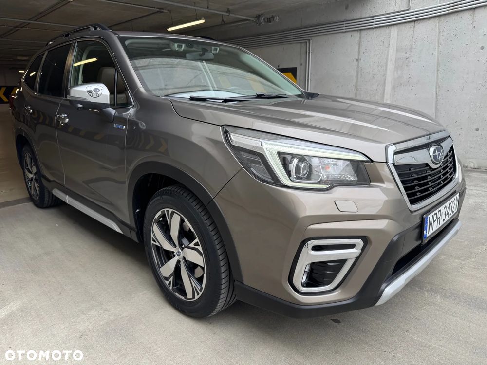 Subaru Forester 2.0i-L Platinum (EyeSight) Lineartronic - 3