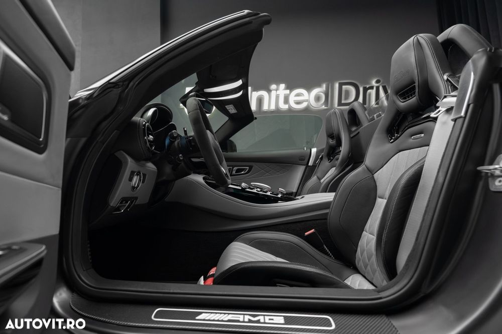 Mercedes-Benz AMG GT - 13