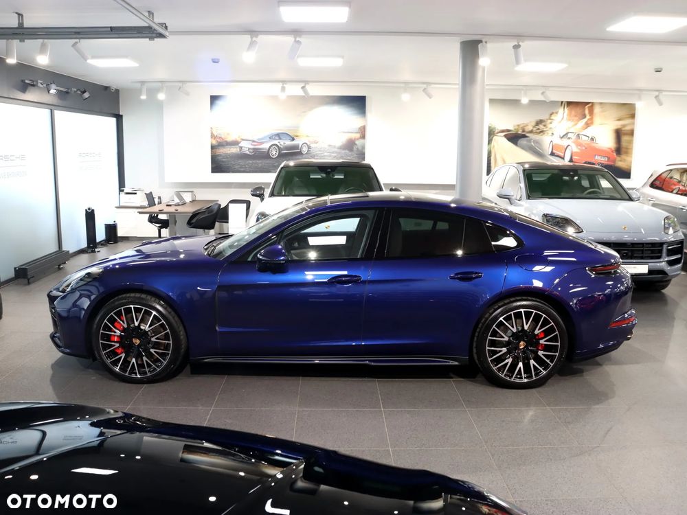 Porsche Panamera 4S E-Hybrid PHEV - 2