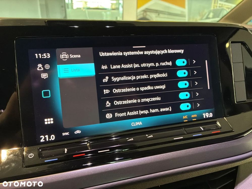 Volkswagen Multivan - 28