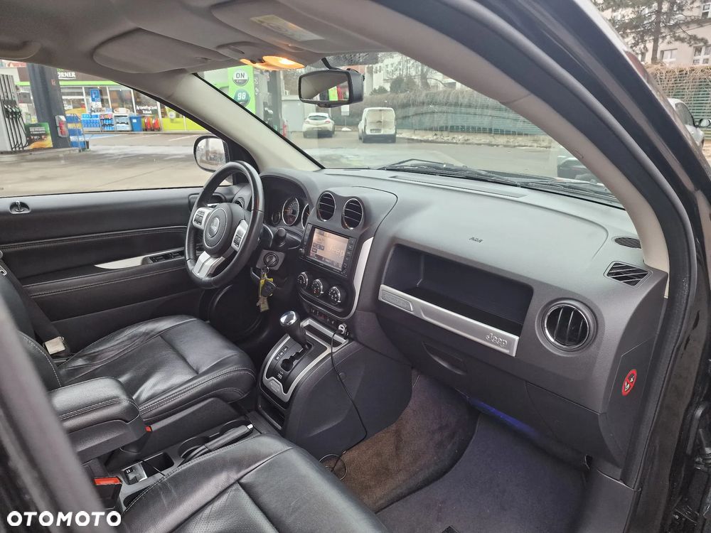 Jeep Compass 2.4I 4x4 Automatik Limited - 24