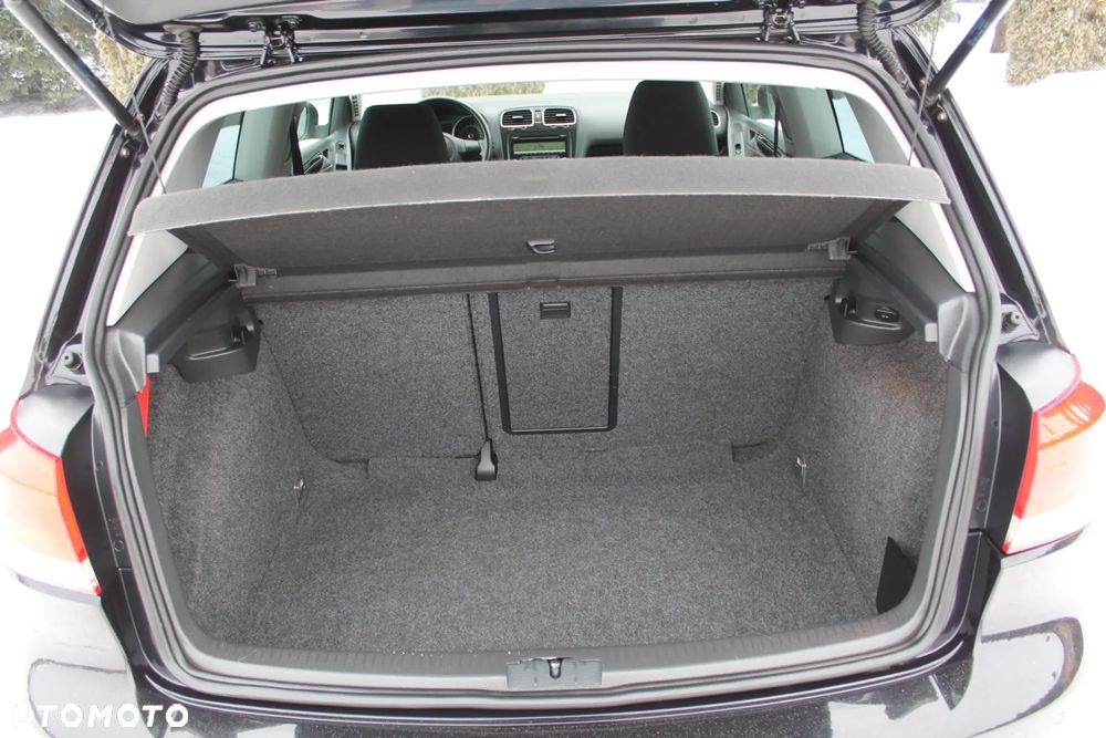 Volkswagen Golf - 29