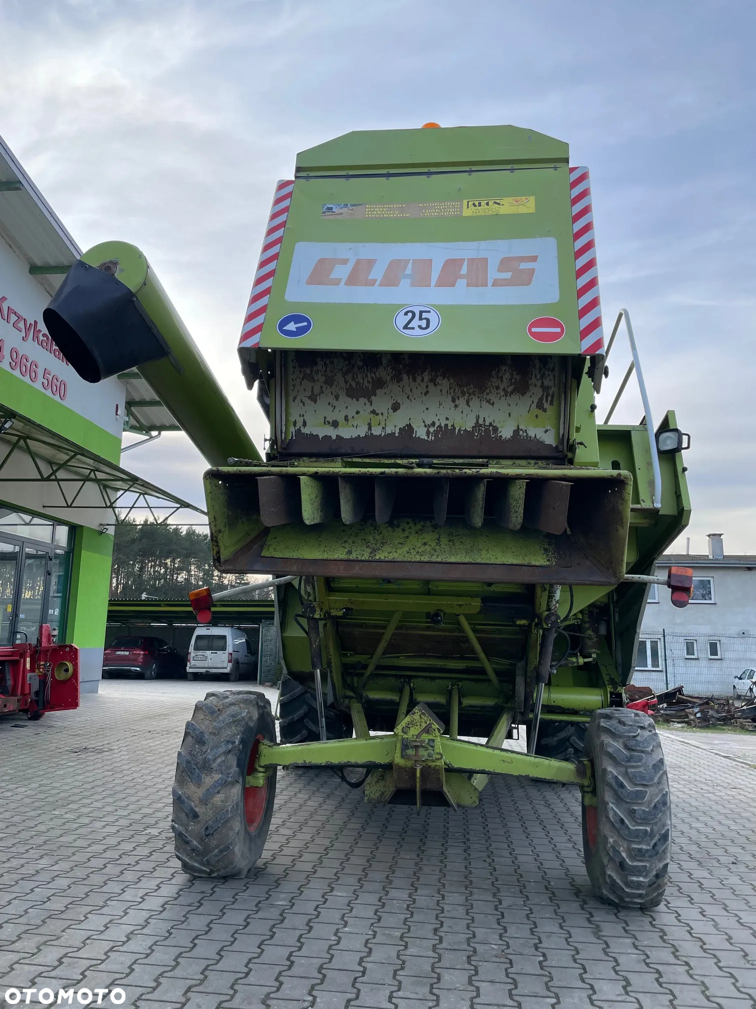 Claas Dominator 88 SL - 13