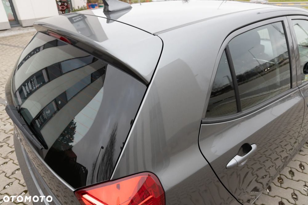 Kia Picanto 1.2 L - 12