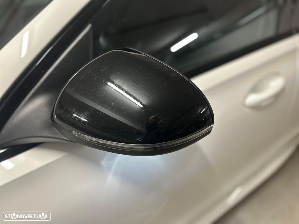 Mercedes-Benz C 300 de AMG Line - 12