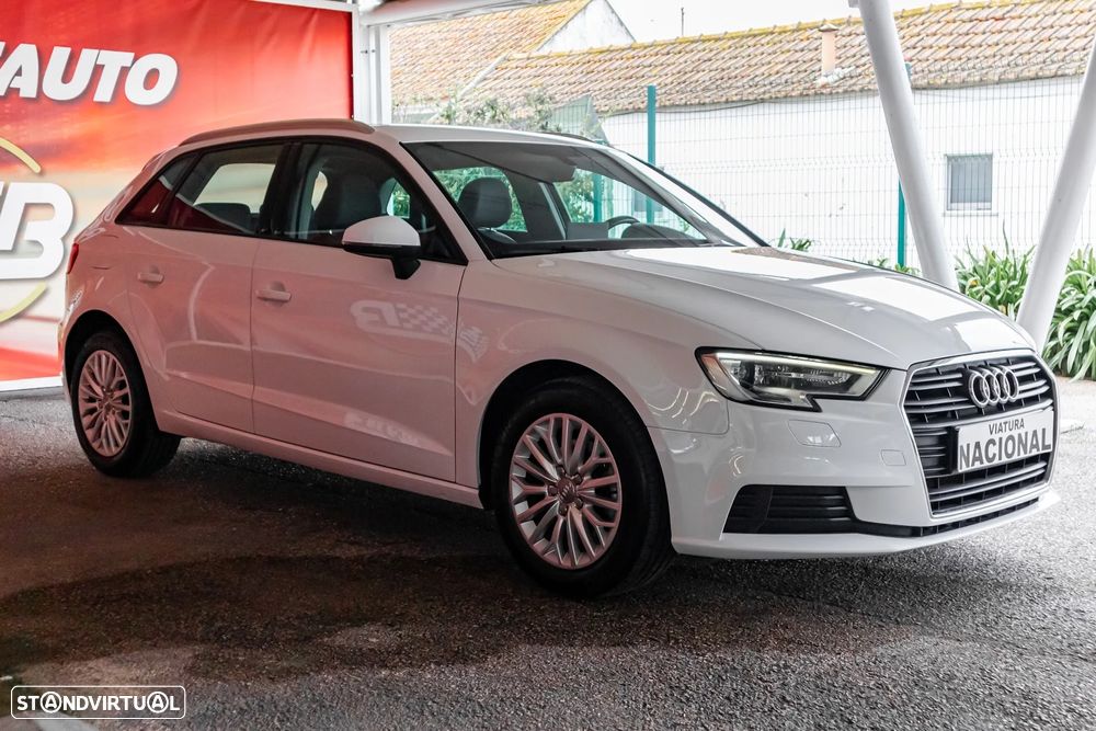 Audi A3 Sportback 1.6 TDI Sport S tronic - 3