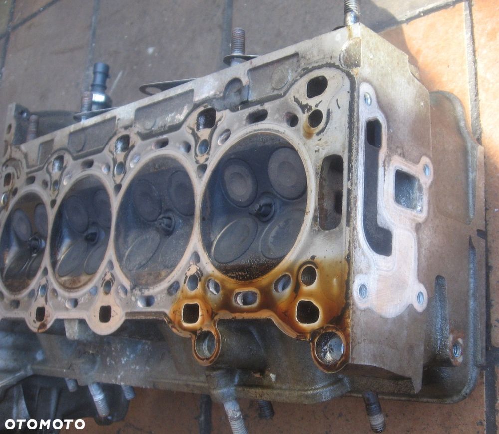 głowica OPEL CORSA C AGILA 1.2 16V Z12XE 90400234 - 3