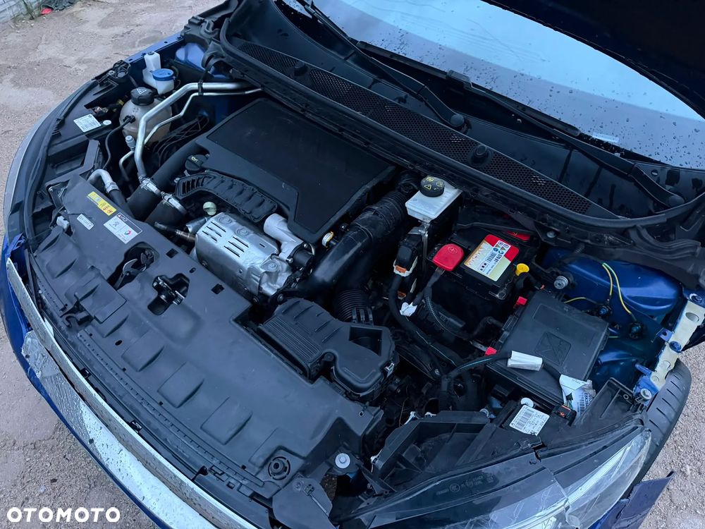 Peugeot 308 PureTech 130 GPF EAT8 Stop & Start GT Pack - 28