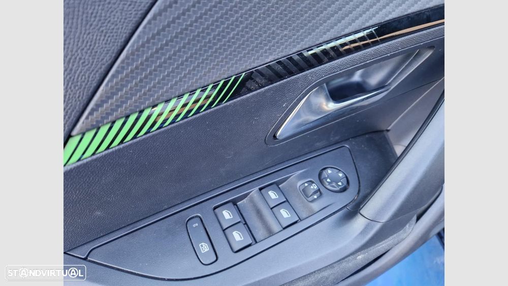 Peugeot 2008 1.2 PureTech Active - 10