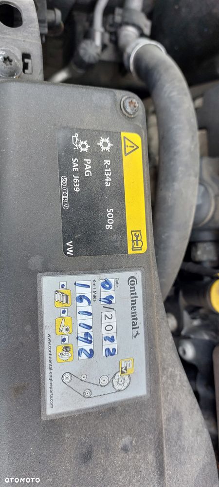 Volkswagen Golf - 16