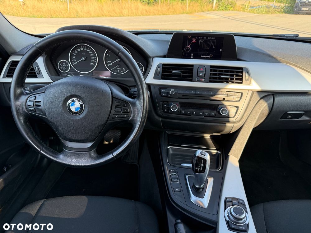BMW Seria 3 - 17