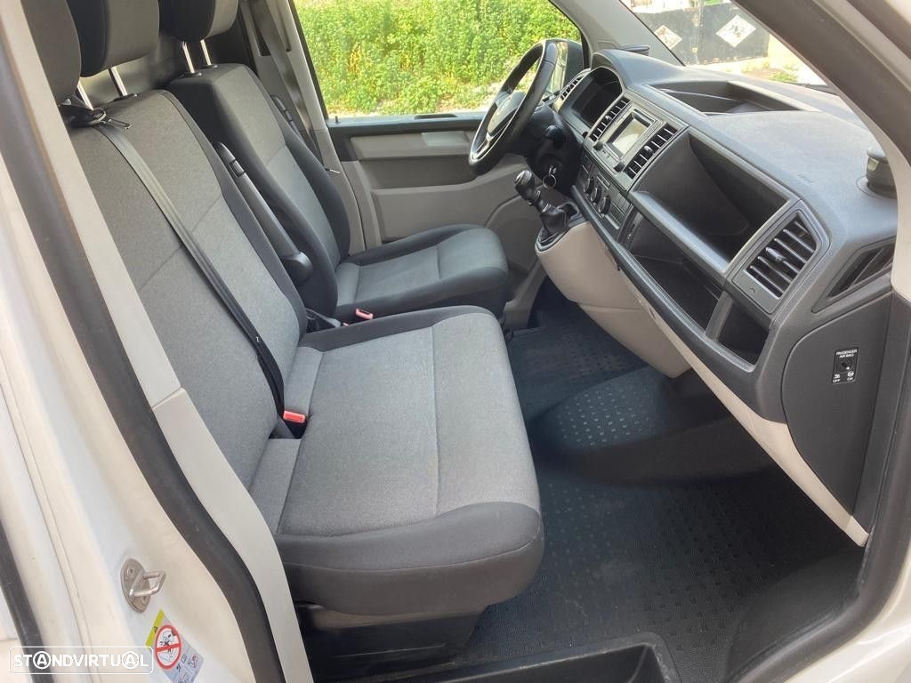 VW Transporter 2.0 TDI BM Extra AC - 17