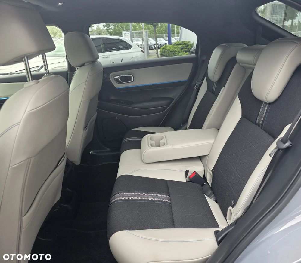 Honda HR-V 1.5 i-MMD Advance Style Plus CVT - 8